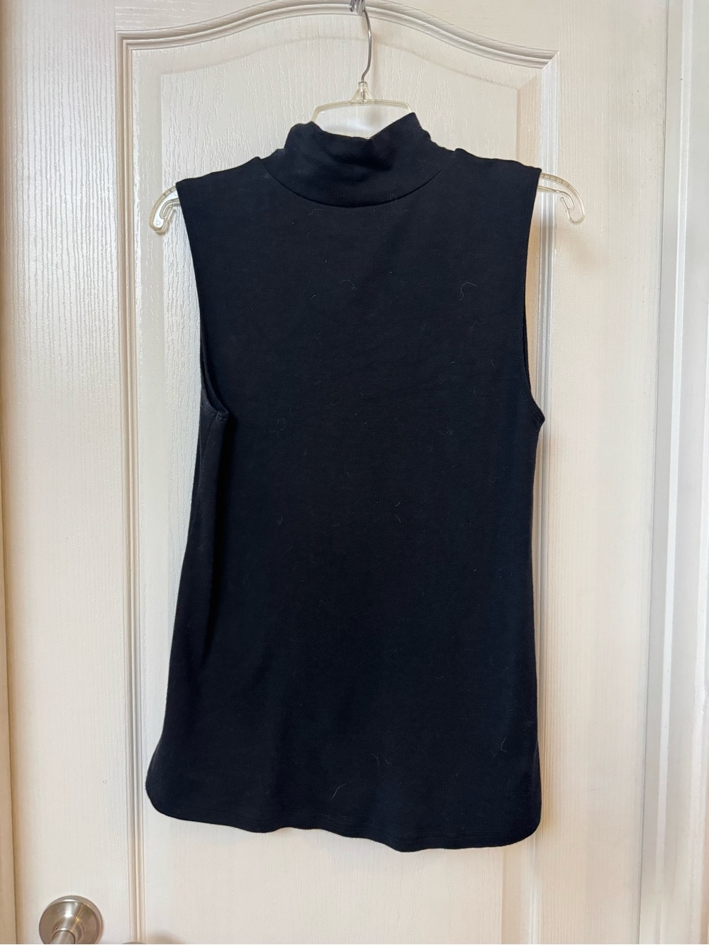 croft & barrow Black Sleeveless Mock Neck Tank